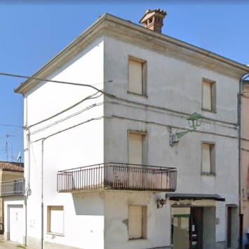 P40-138 - Polesine-Zibello, porzione di casa 4 camere